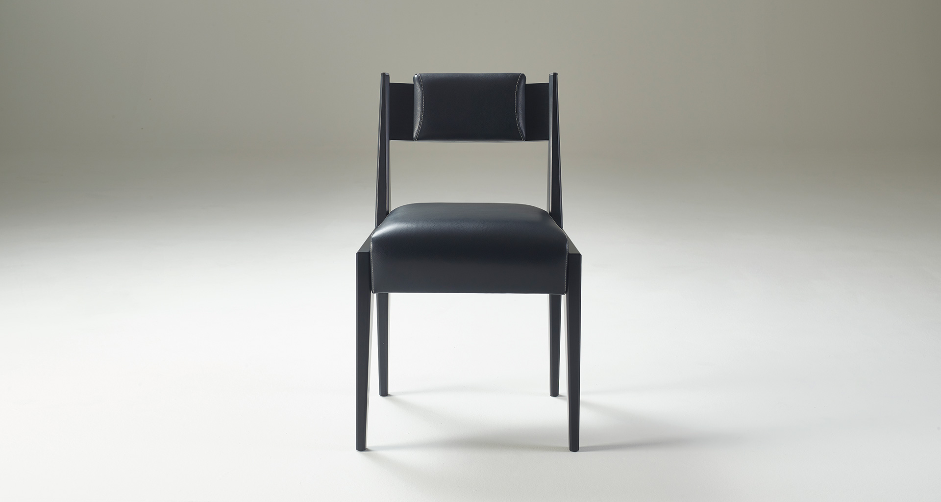 promemoria-iris-chair-g1