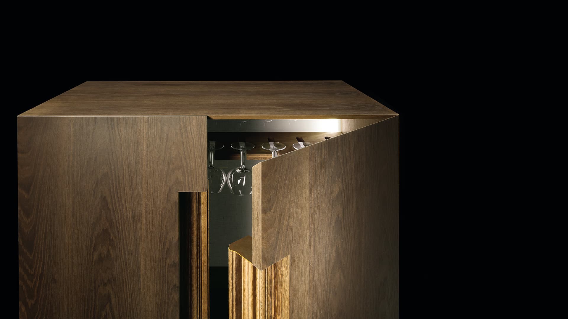 Frame Cabinet - Image 3