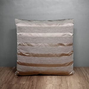 Welles Cushion