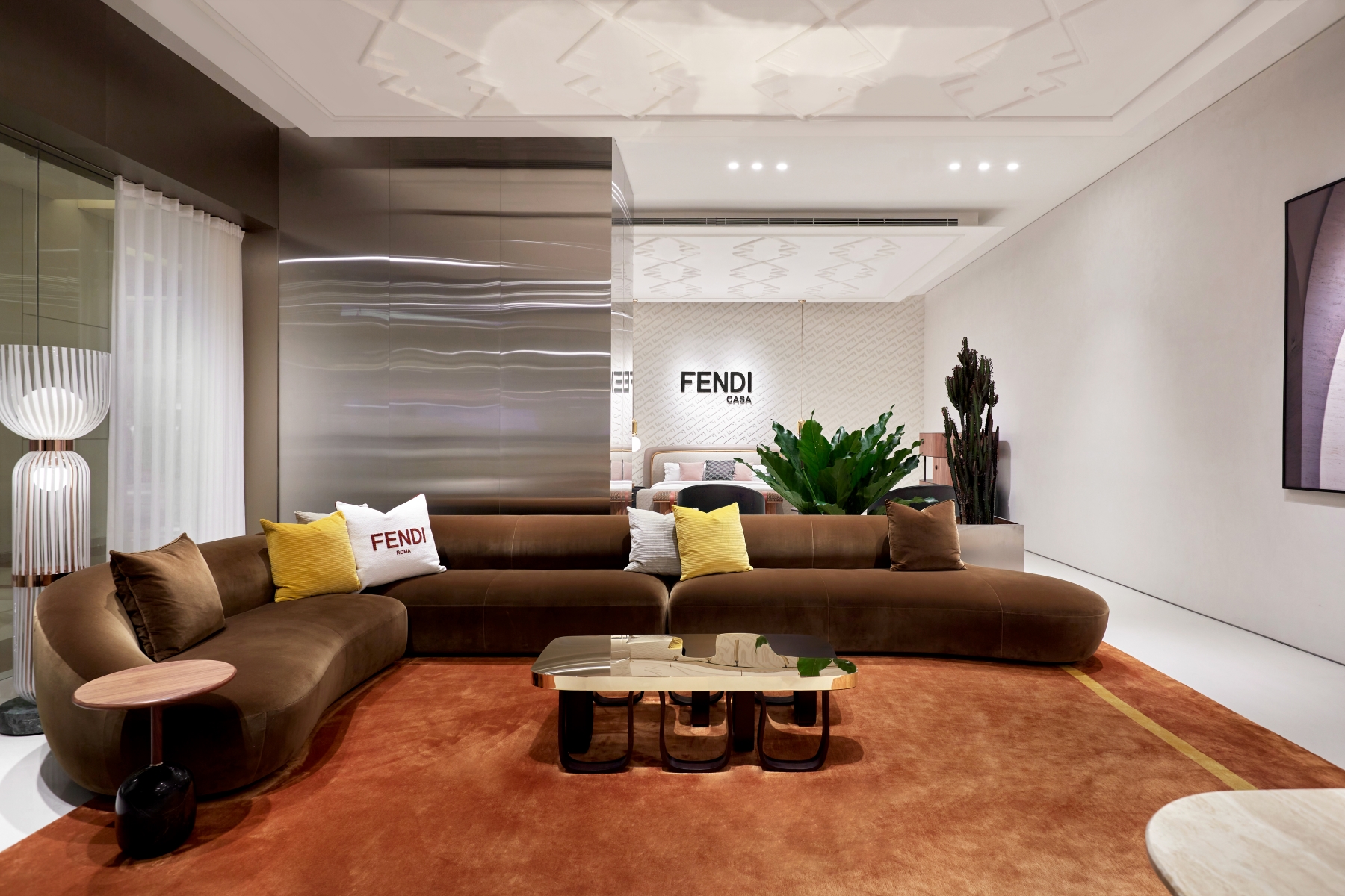 240405_Moie_fendi19401_p3